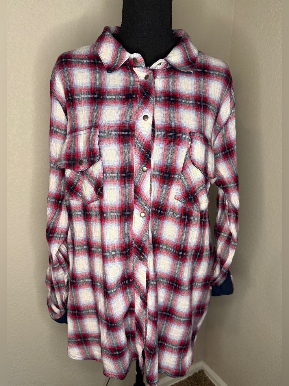 Women’s KUT from the Kloth Red, White, and Black Plaid Button-Up flannel